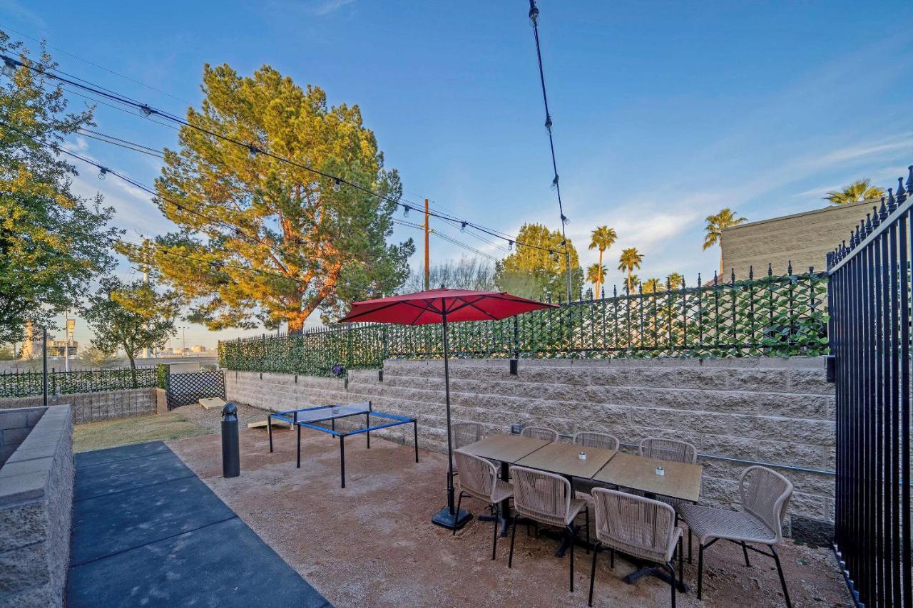 La Quinta Inn & Suites By Wyndham Tempe University, Phoenix Exterior photo